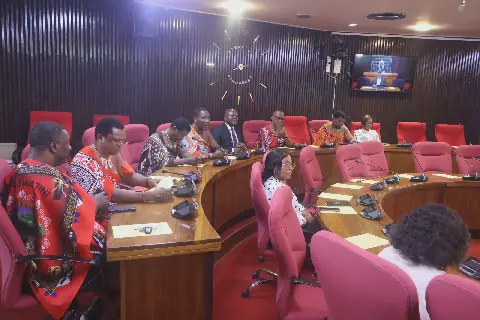 Senators warn of endless hikes, demand govt action