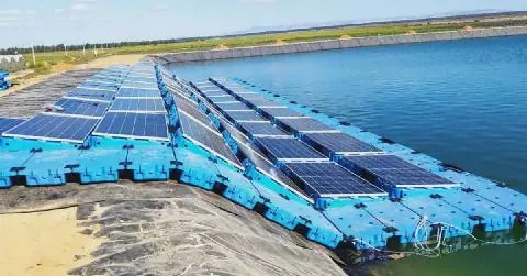 Tunisian Climate Expert Calls for Floating Solar Panels on Dams
