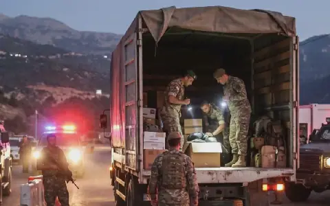 Lebanese Army Seizes Large Quantity of Explosives at Border with Syria