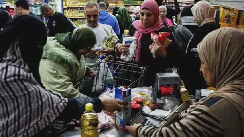 Economists Reveal Why Prices in Egypt Remain High Despite Decreasing Inflation