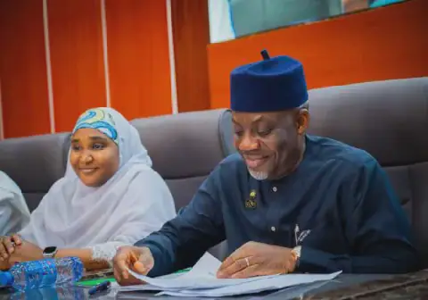Tinubu breaks 17-year-old jinx, pays eligible academic, non-teaching staff allowances