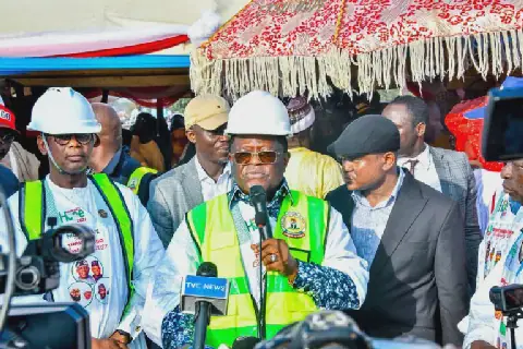 FG begins N1.8 trn reconstruction of 401km Niger federal highway