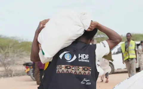 Wajir families receive food aid amid drought, flood fears