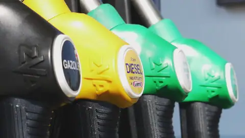 Benin Government Cracks Down on Fuel Shortage and Black Market