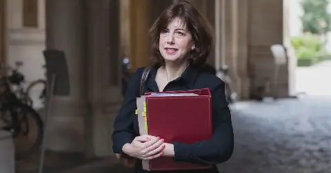 UK Introduces Sweeping Measures to Combat Antisemitism in Schools
