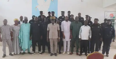 Côte d’Ivoire-AIP /Treize agents de la police municipale de Bondoukou promus à des grades supérieurs
