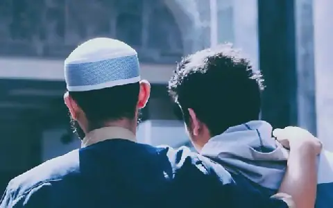 Ivorian Muslims in France Urged to Build Islamic Center