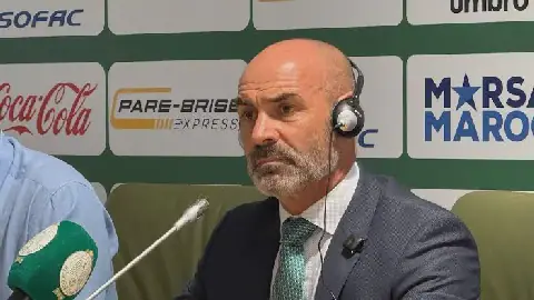 Raja Coach Paco Jémez Urges Caution Ahead of CAF Confederation Cup Clash