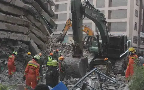 Sakaja blames change of use, unclear approvals in Eastleigh collapsed building