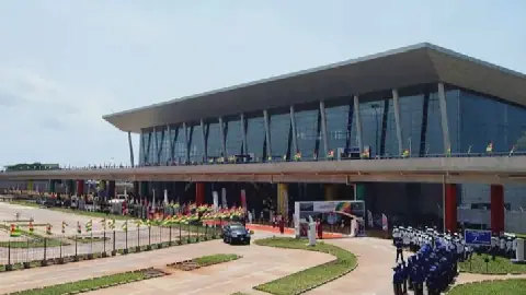 Aéroport de Lomé : le Togo n’a pas de leçon de compétence à recevoir de la France