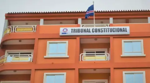 Cabo Verde: Titulares de Cargos Públicos Incumprem Obrigação de Declarar Património