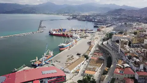 Algerian Port of Bejaia Sets New National Record for Bulk Cargo Handling