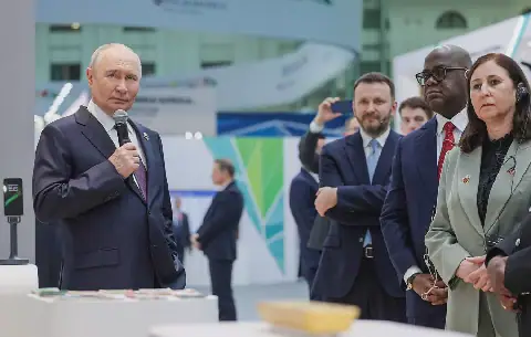 Poutine Proposes Digital Technology Sharing and Tourism Development in Africa