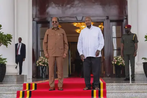 Museveni Urges Somalis to Unite Against Al-Shabaab