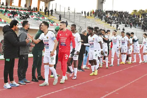 Algerian Football Teams Face Challenging Group Stages in African Competitions