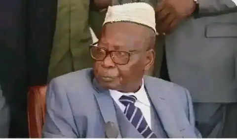 Machar Praises Gen. Joseph Lagu as Selfless Leader