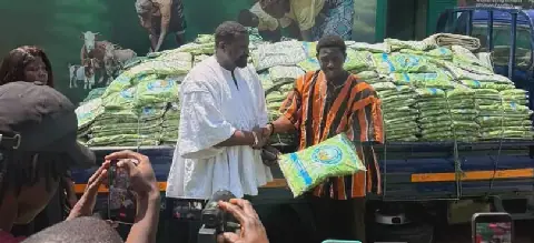 GAFET donates 1,000 bags of fertiliser towards Farmers’ Day