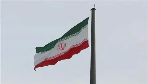 Iranian Media Reports Explosive Sounds Near Qeshm Island
