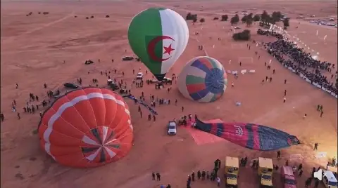 Timimoun Hosts International Kite and Hot Air Balloon Festival