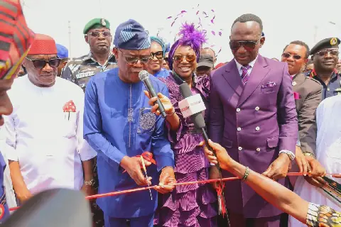 Wike Urges Leaders to Prioritize Service Over Rhetoric, Commends Dunamis Church for Pedestrian Bridge