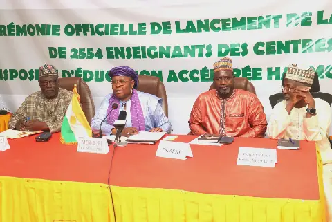 Niger : 2 554 enseignants des centres du DEAH en formation à travers le pays