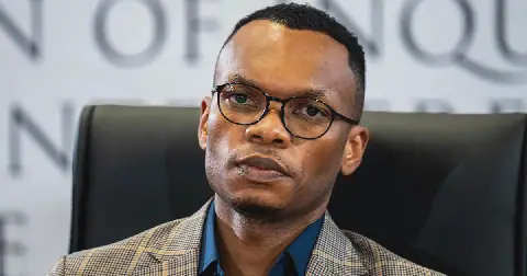 SARS officials search Tshwane CFO Gareth Mnisi's office and residence